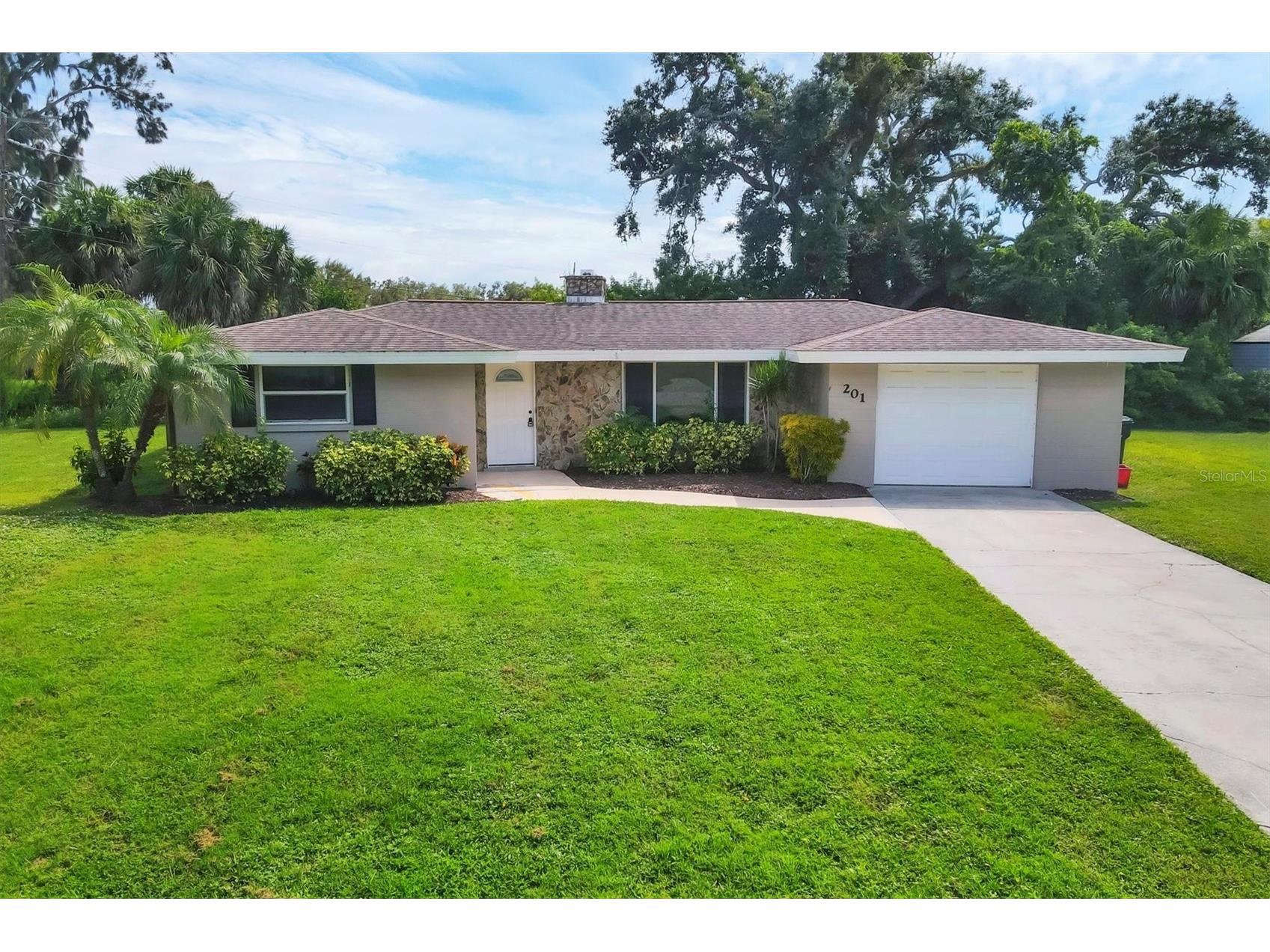 201 Dragon Road Venice FL 34293 A4667562 image1