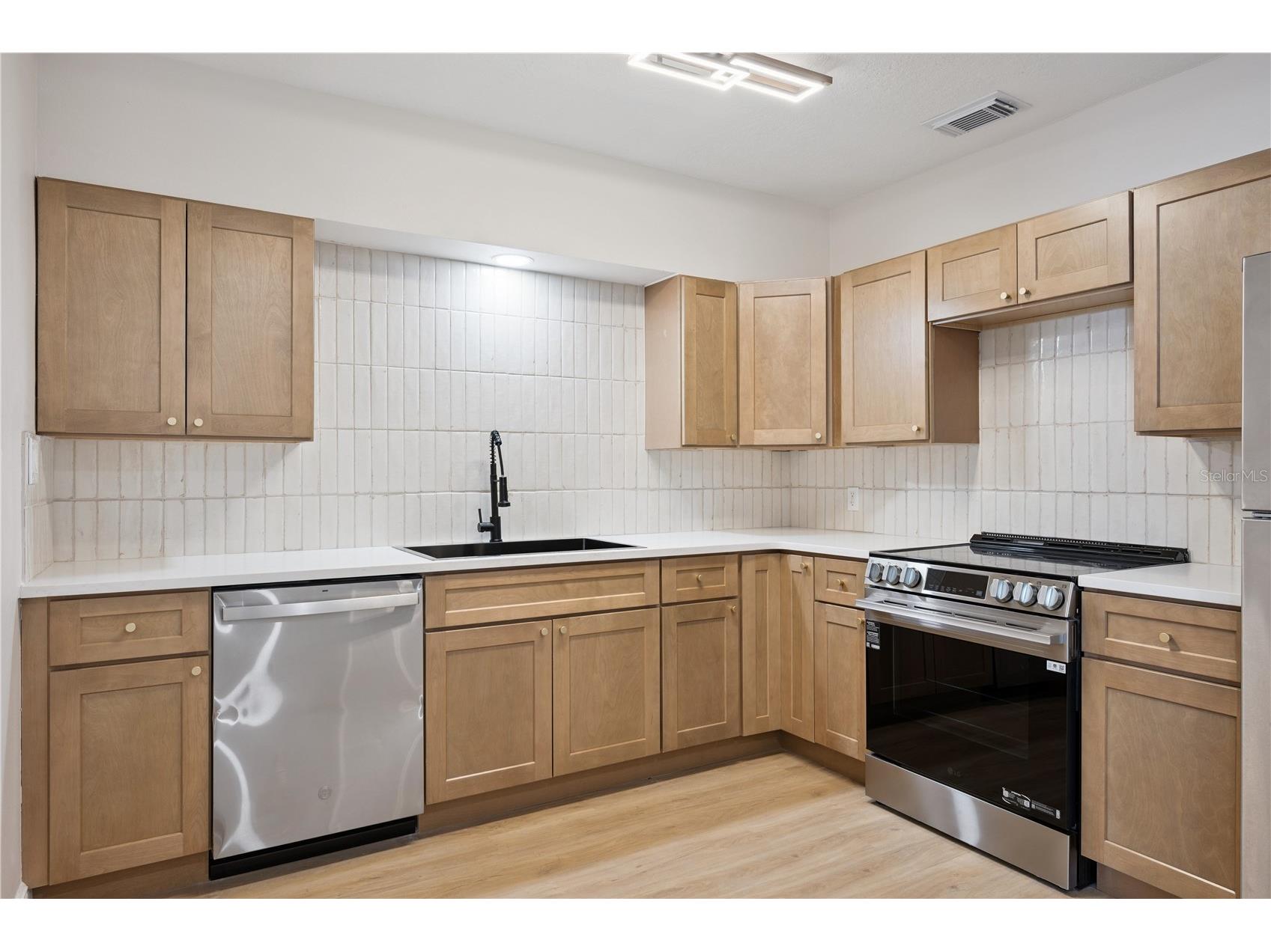 201 E Muriel Street Orlando FL 32806 O6422222 image6