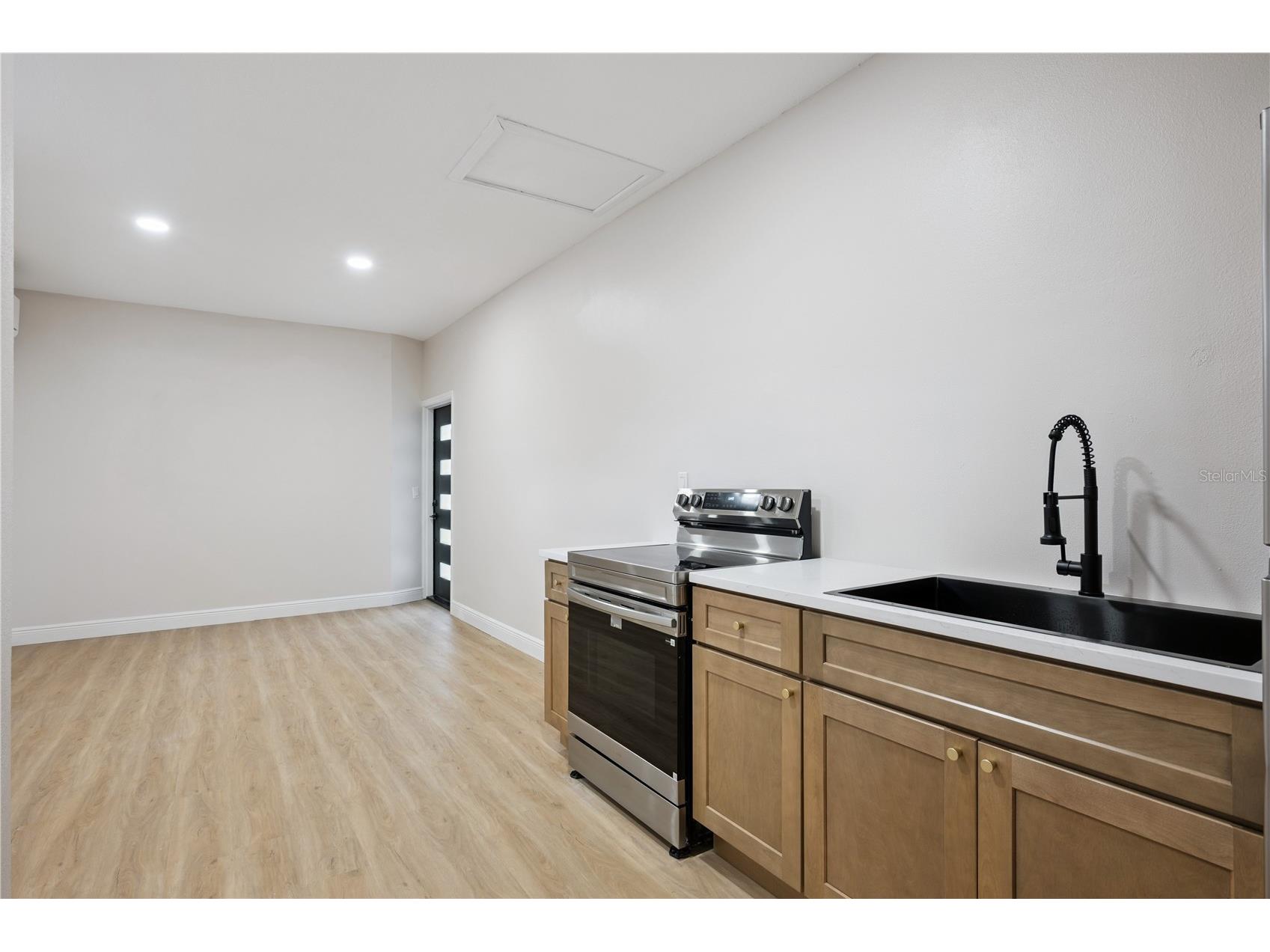201 E Muriel Street Orlando FL 32806 O6423943 image19