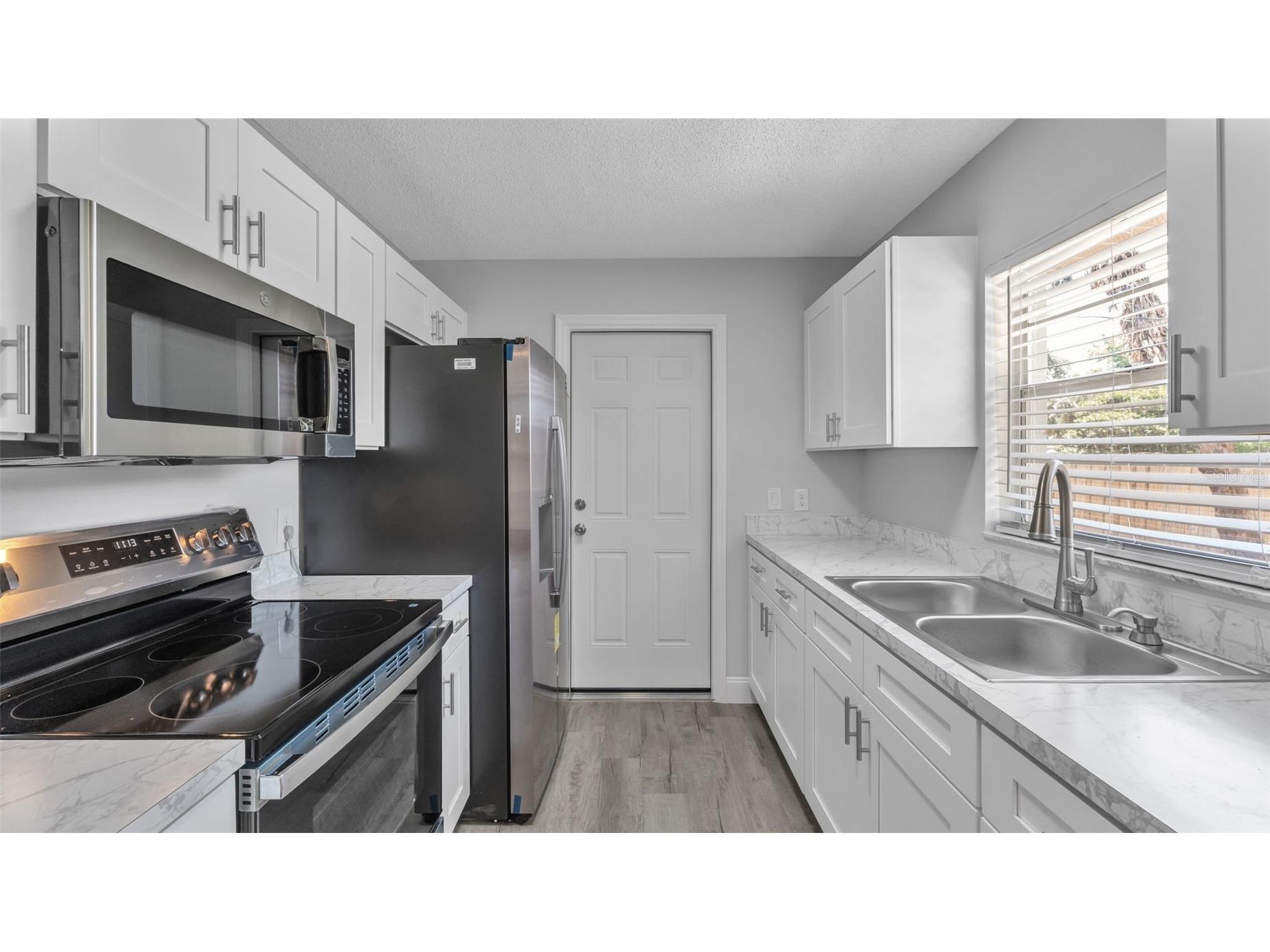 201 E Pine Street Davenport FL 33837 P4938637 image10