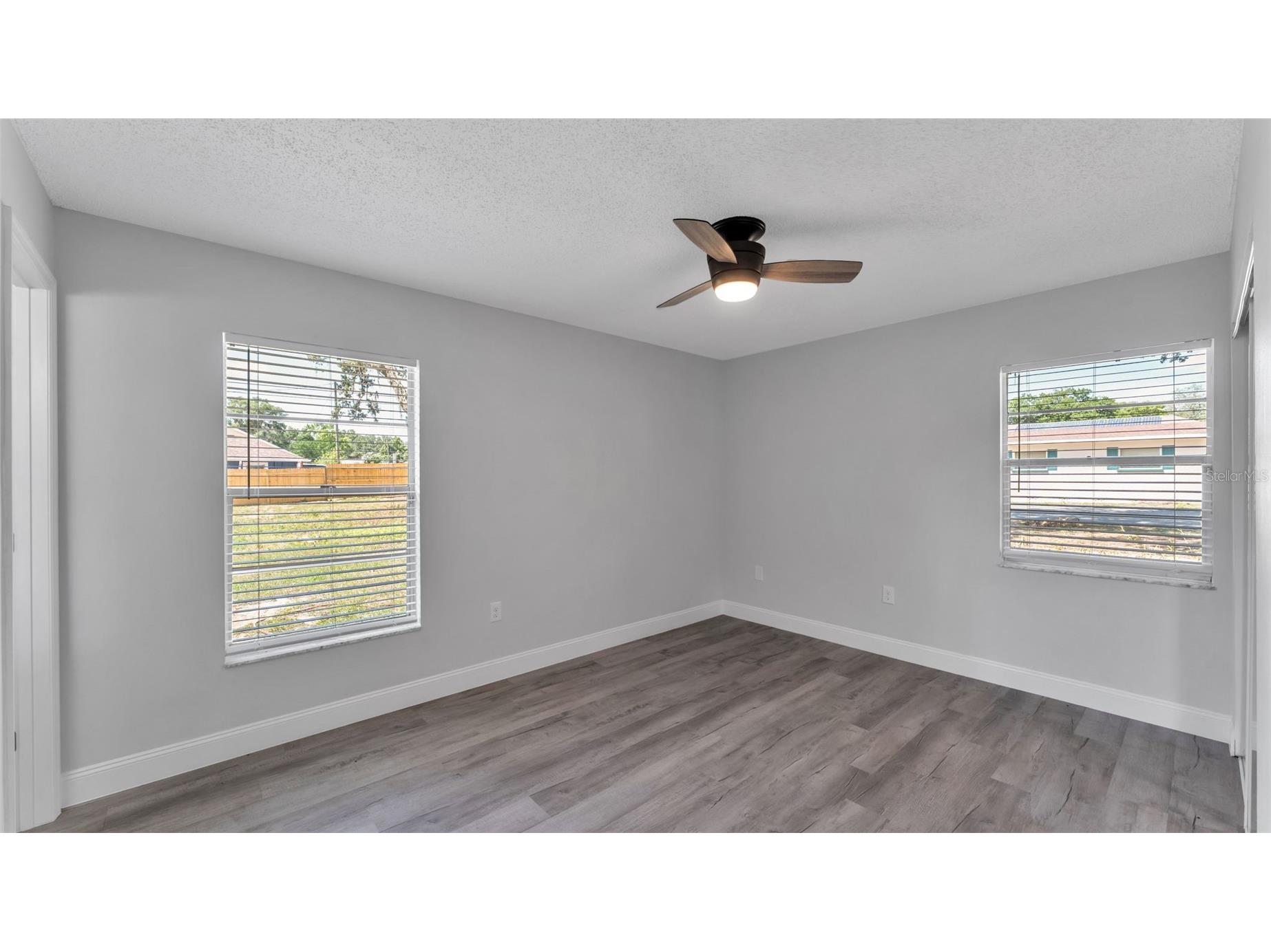 201 E Pine Street Davenport FL 33837 P4938637 image18