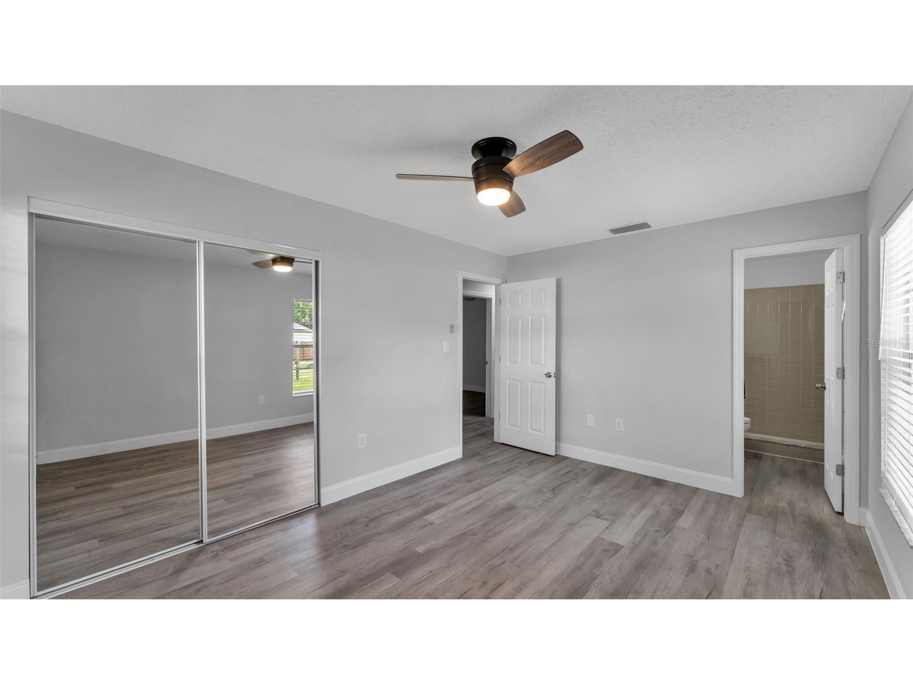 201 E Pine Street Davenport FL 33837 P4938637 image20