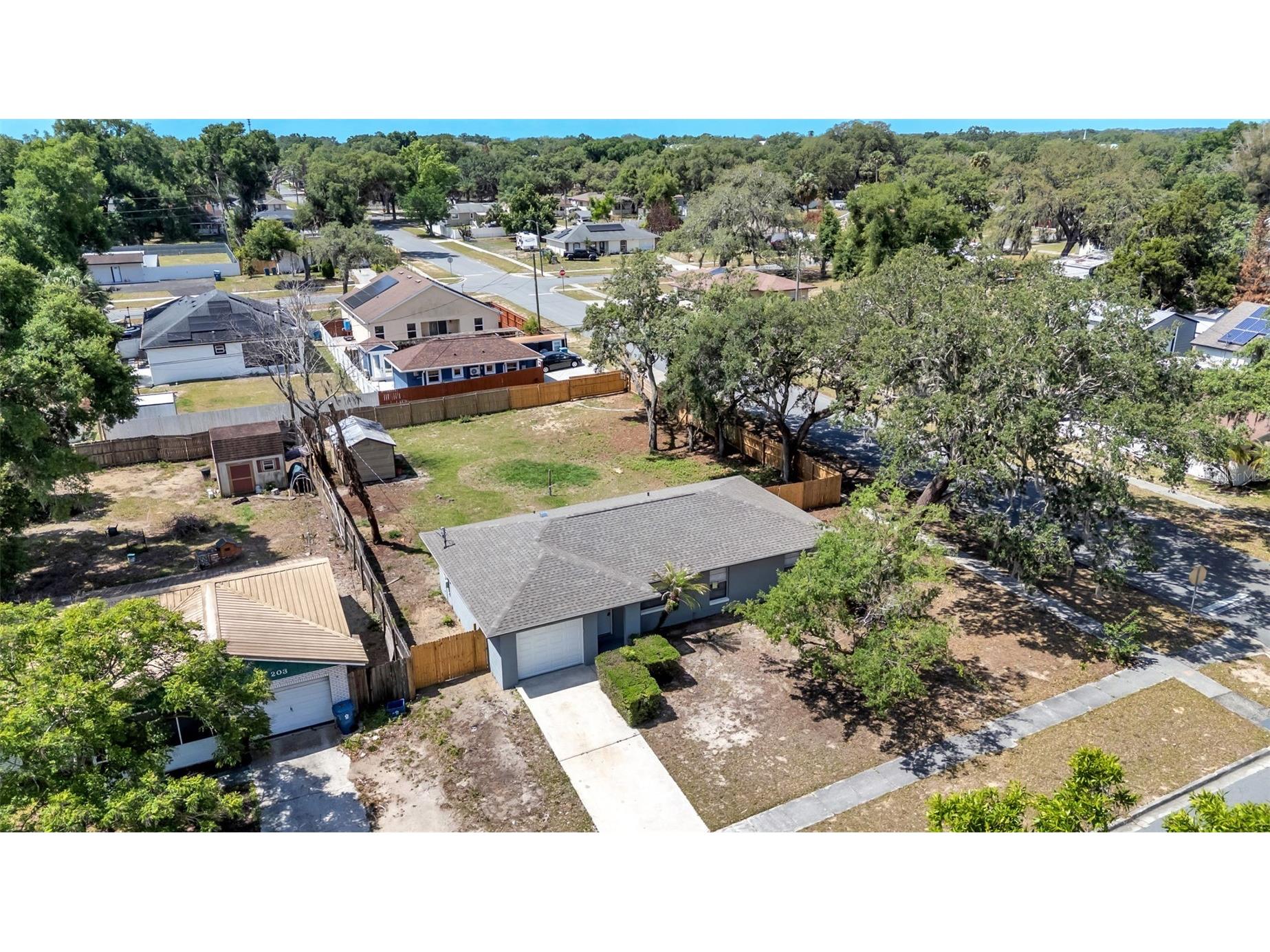 201 E Pine Street Davenport FL 33837 P4938637 image25