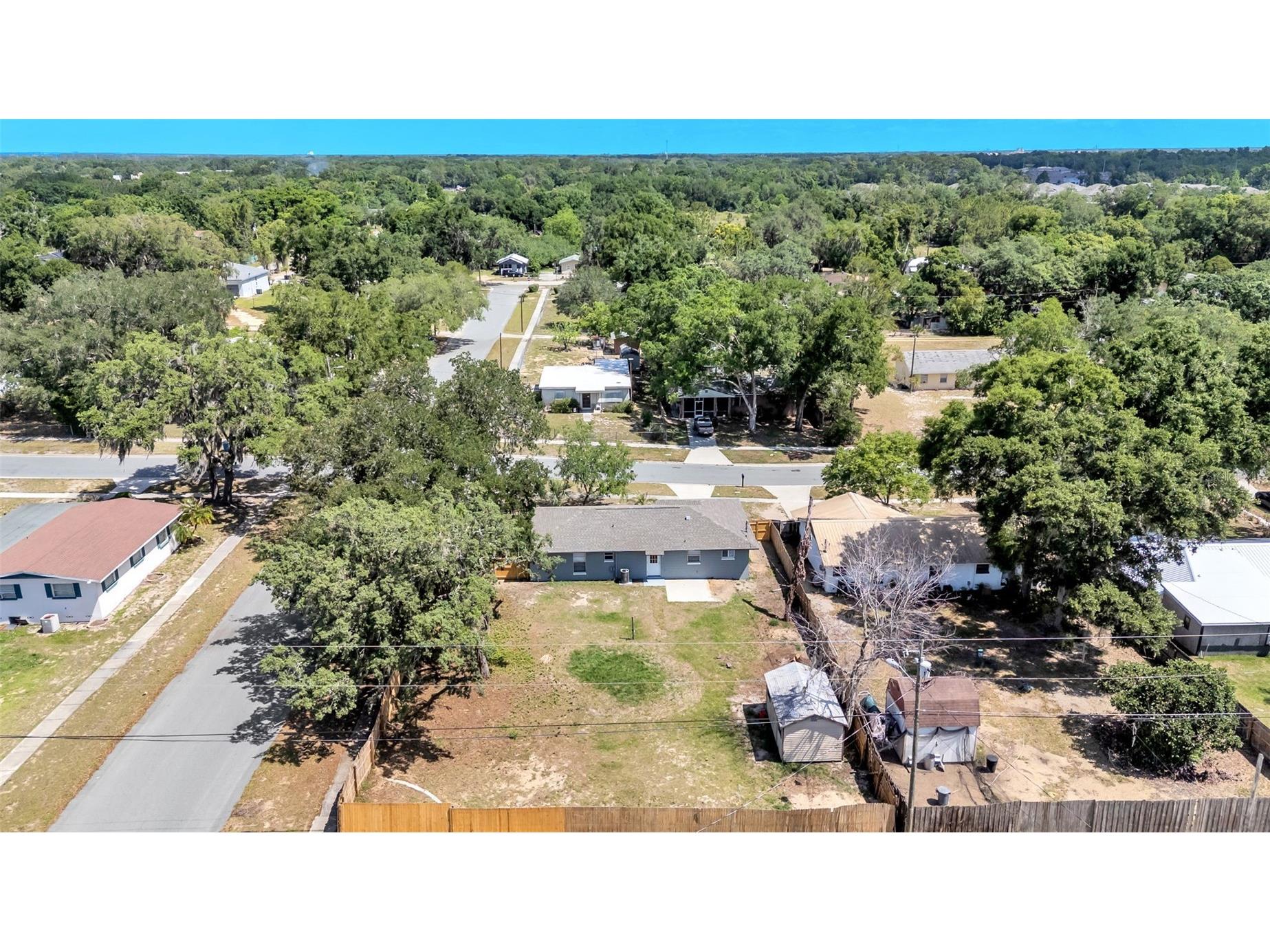 201 E Pine Street Davenport FL 33837 P4938637 image28