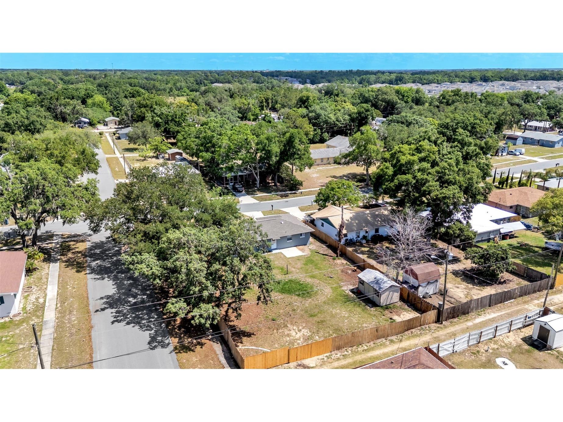 201 E Pine Street Davenport FL 33837 P4938637 image29