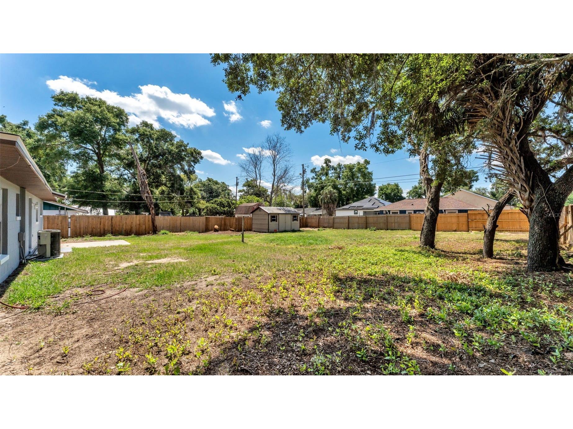 201 E Pine Street Davenport FL 33837 P4938637 image34