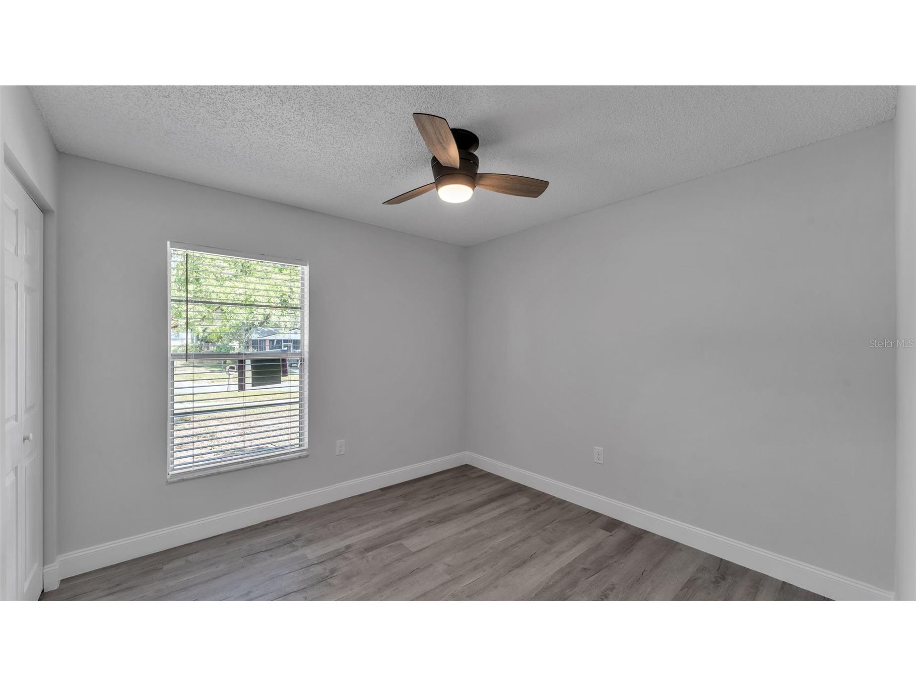 201 E Pine Street Davenport FL 33837 P4938637 image4