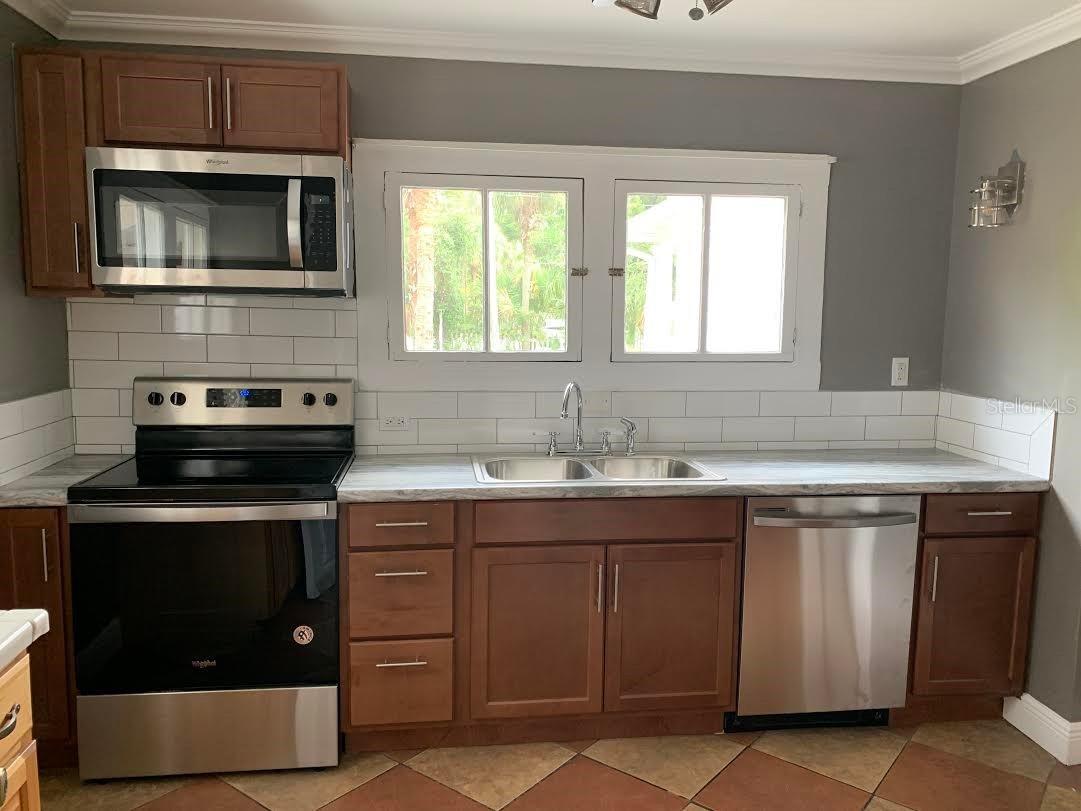 201 E Voorhis Avenue Deland FL 32724 O6422387 image3