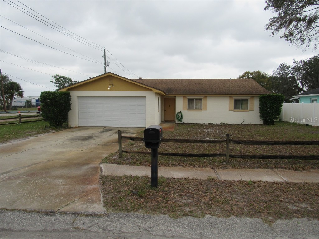 201 Fern Road Winter Haven FL 33880 L4941721 image1