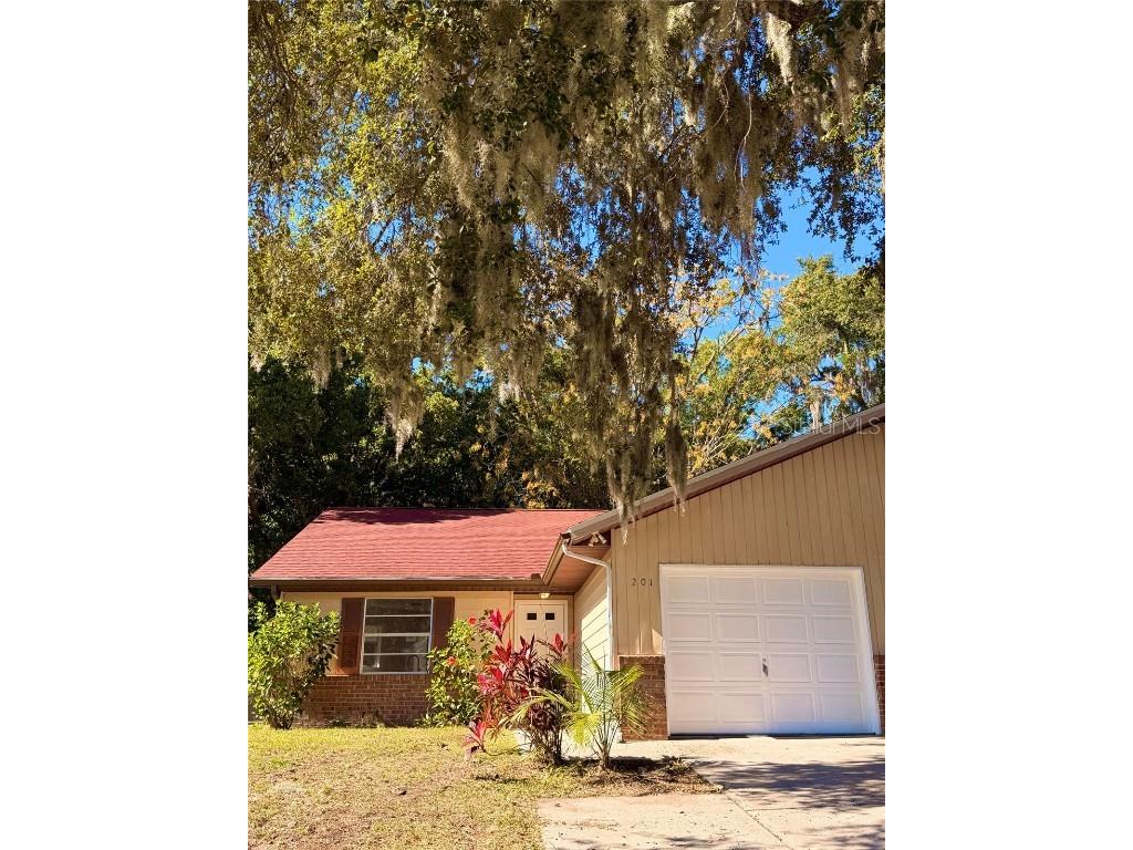 201 Fernwood Street Leesburg FL 34748 O6361442 image1
