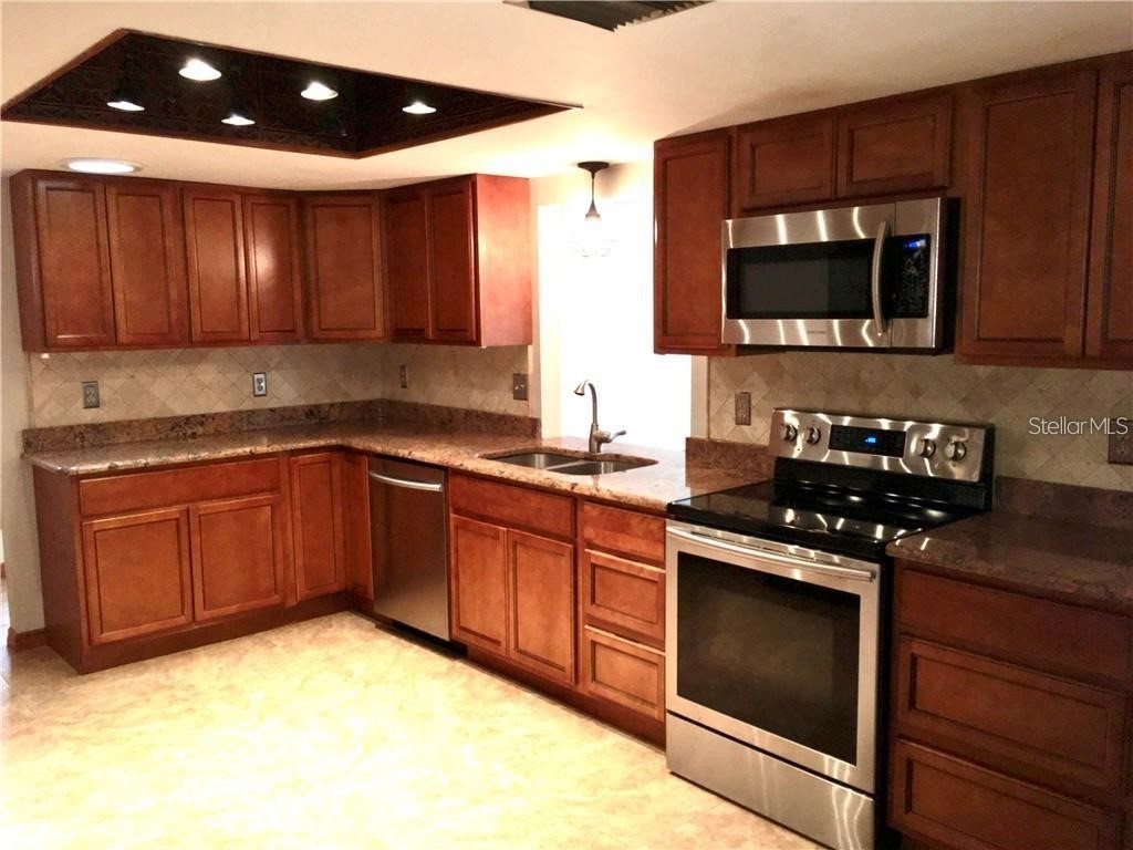 201 Frosti Way Eustis FL 32726 G5108630 image5