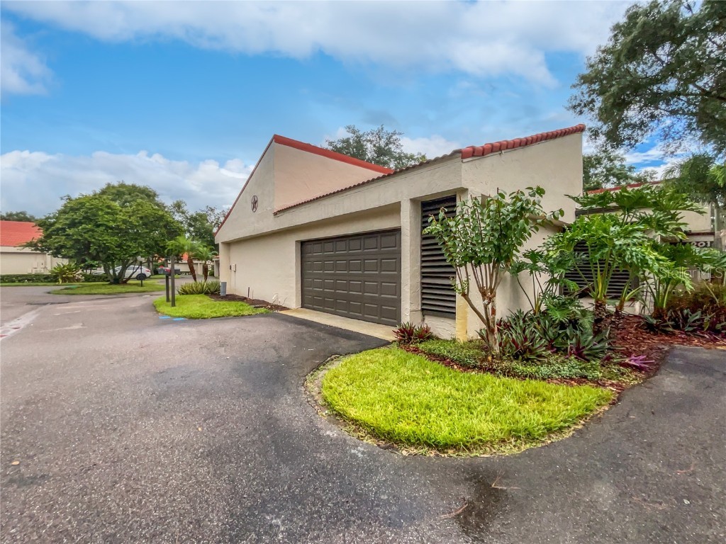 201 Granada Court N Plant City FL 33566 O6134249 image1