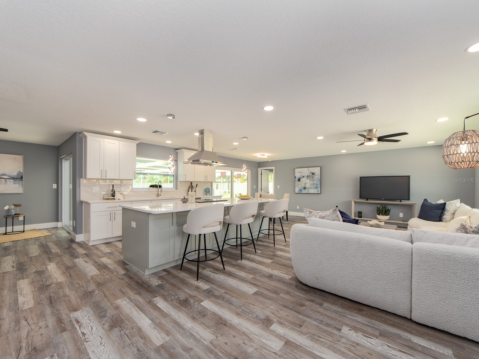 201 Harbor Bluff Drive Largo FL 33770 TB8525941 image14