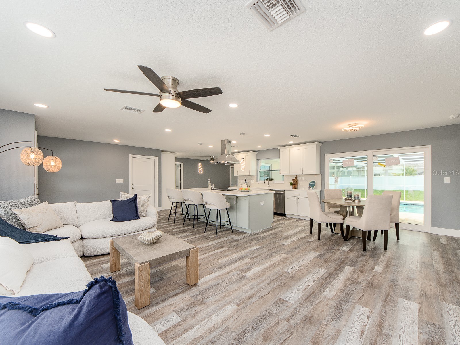 201 Harbor Bluff Drive Largo FL 33770 TB8525941 image17