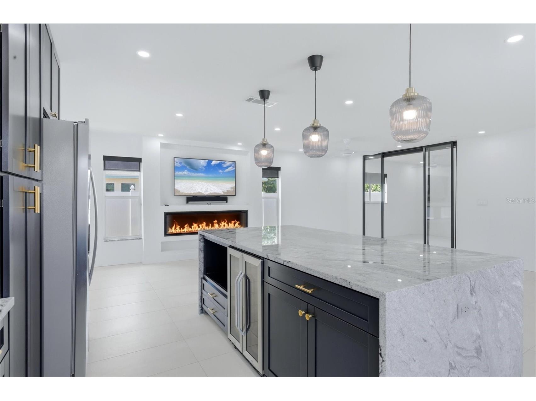 201 Honore Avenue Sarasota FL 34232 A4694437 image13