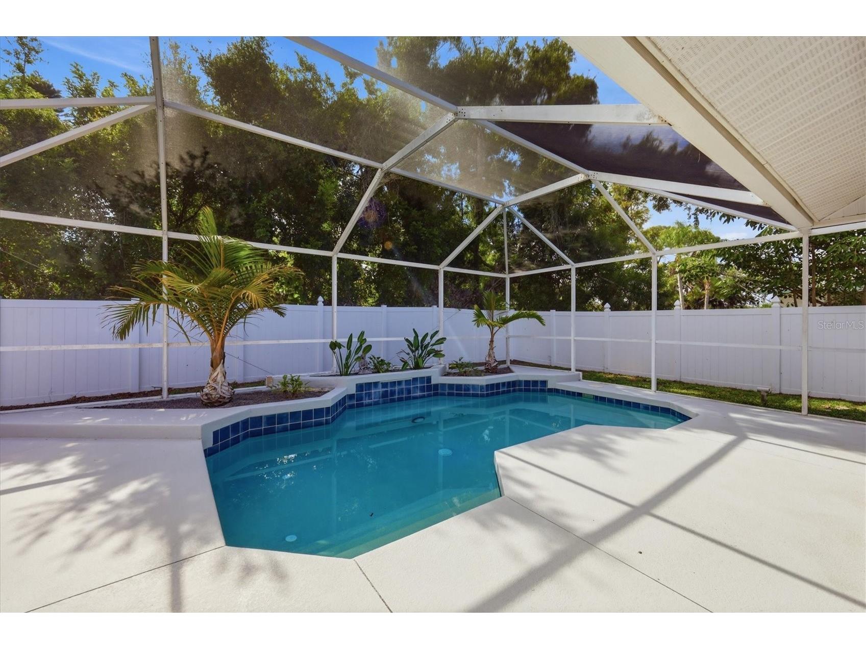 201 Honore Avenue Sarasota FL 34232 A4694437 image32