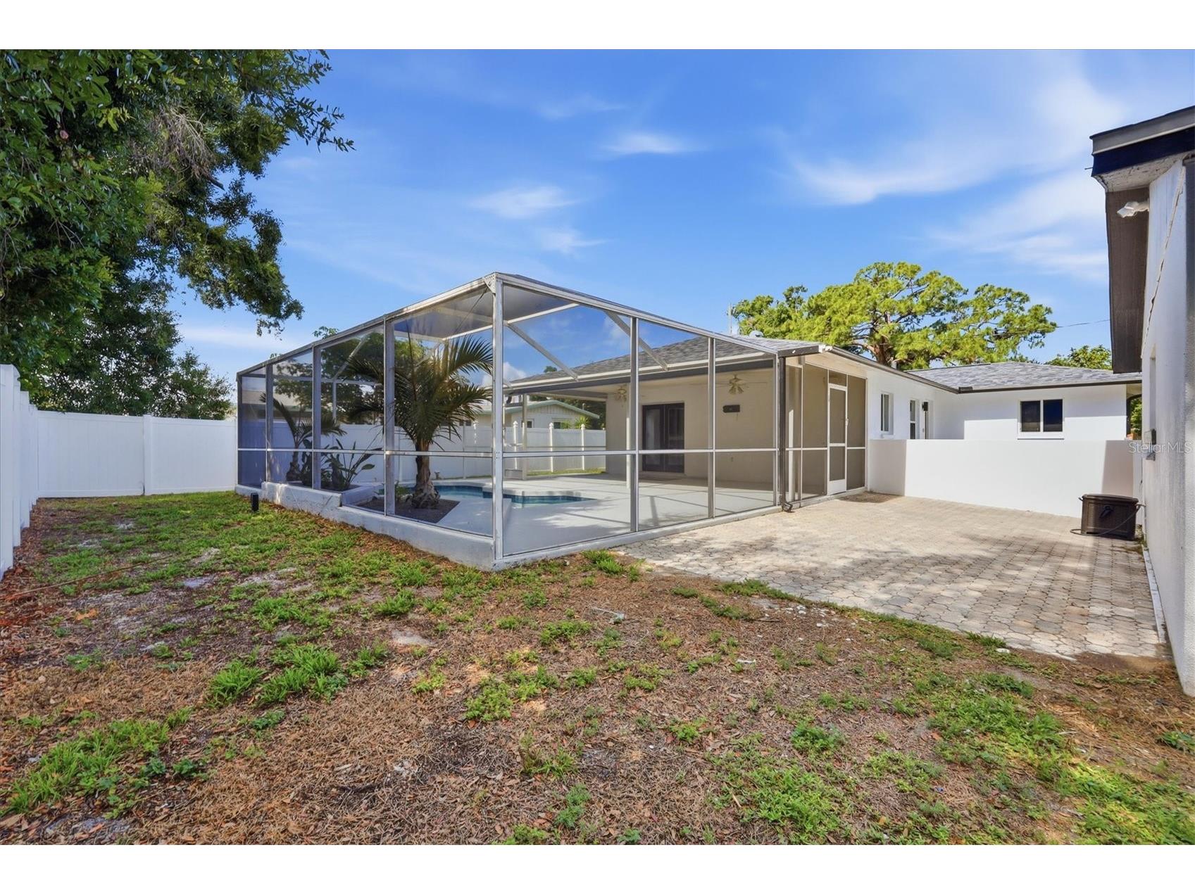 201 Honore Avenue Sarasota FL 34232 A4694437 image40