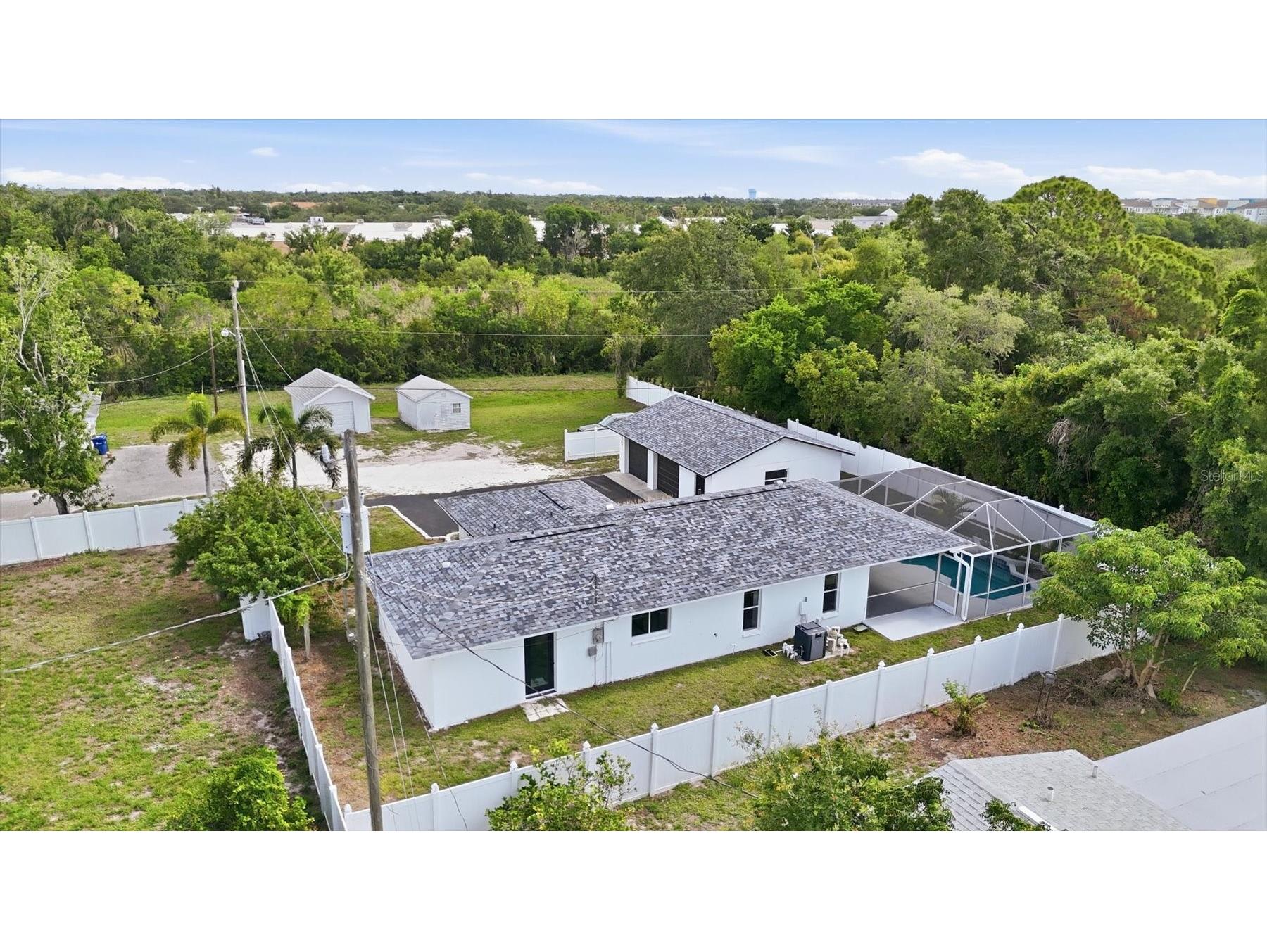 201 Honore Avenue Sarasota FL 34232 A4694437 image44
