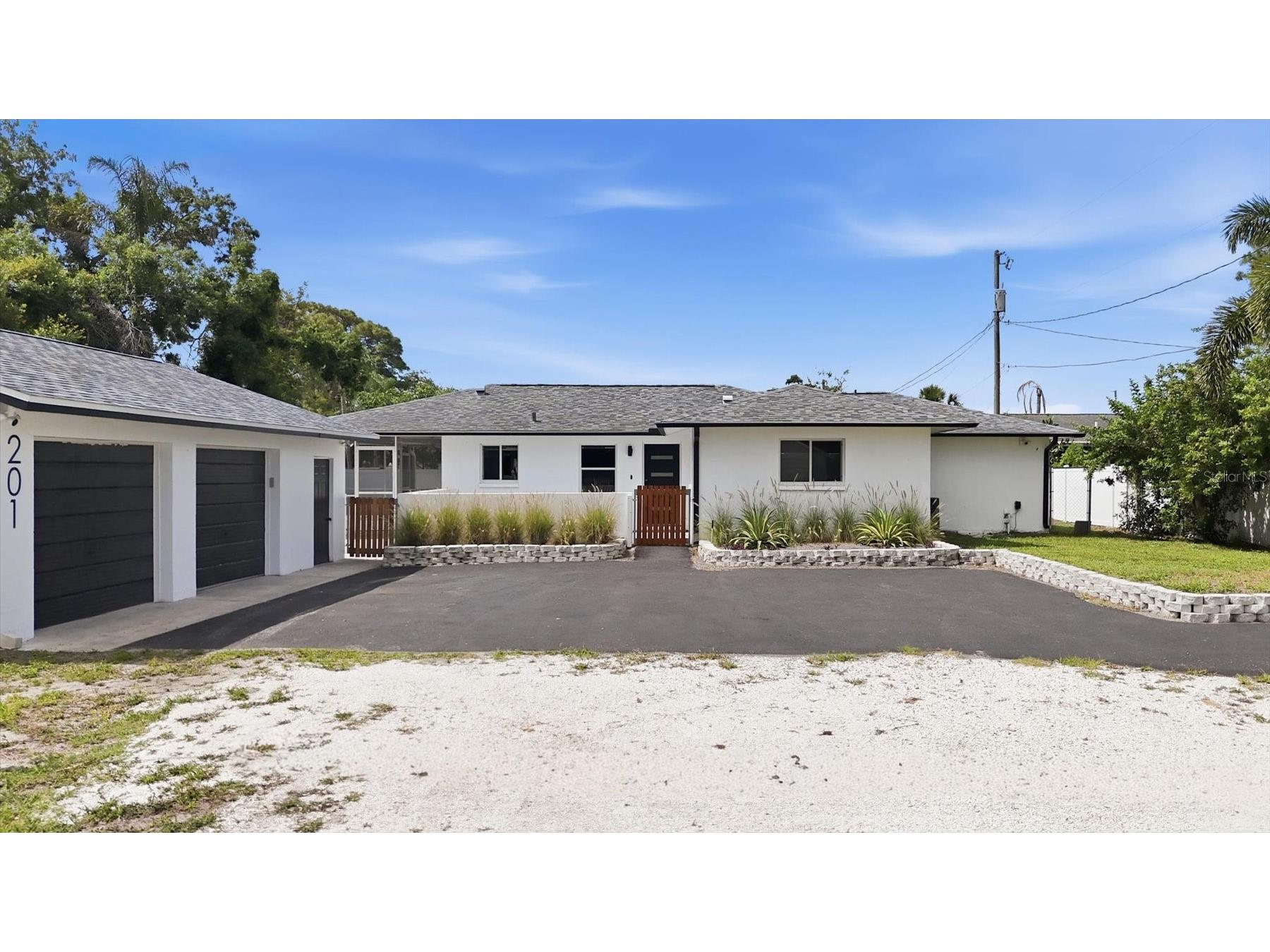 201 Honore Avenue Sarasota FL 34232 A4694437 image64