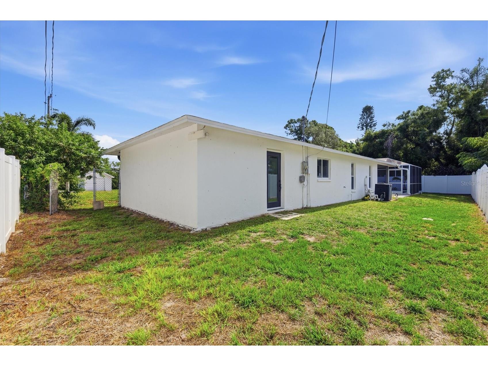 201 Honore Avenue Sarasota FL 34232 A4694437 image65