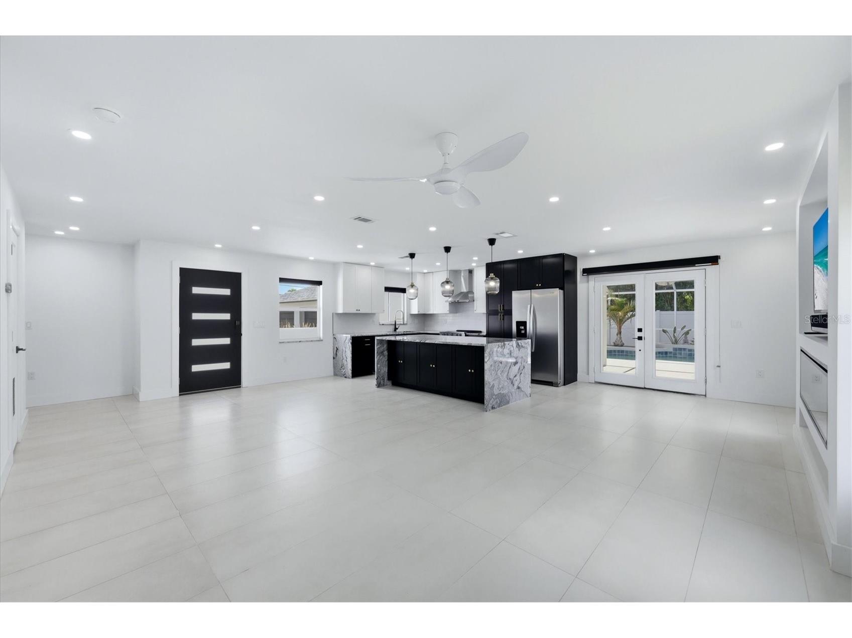 201 Honore Avenue Sarasota FL 34232 A4694437 image7