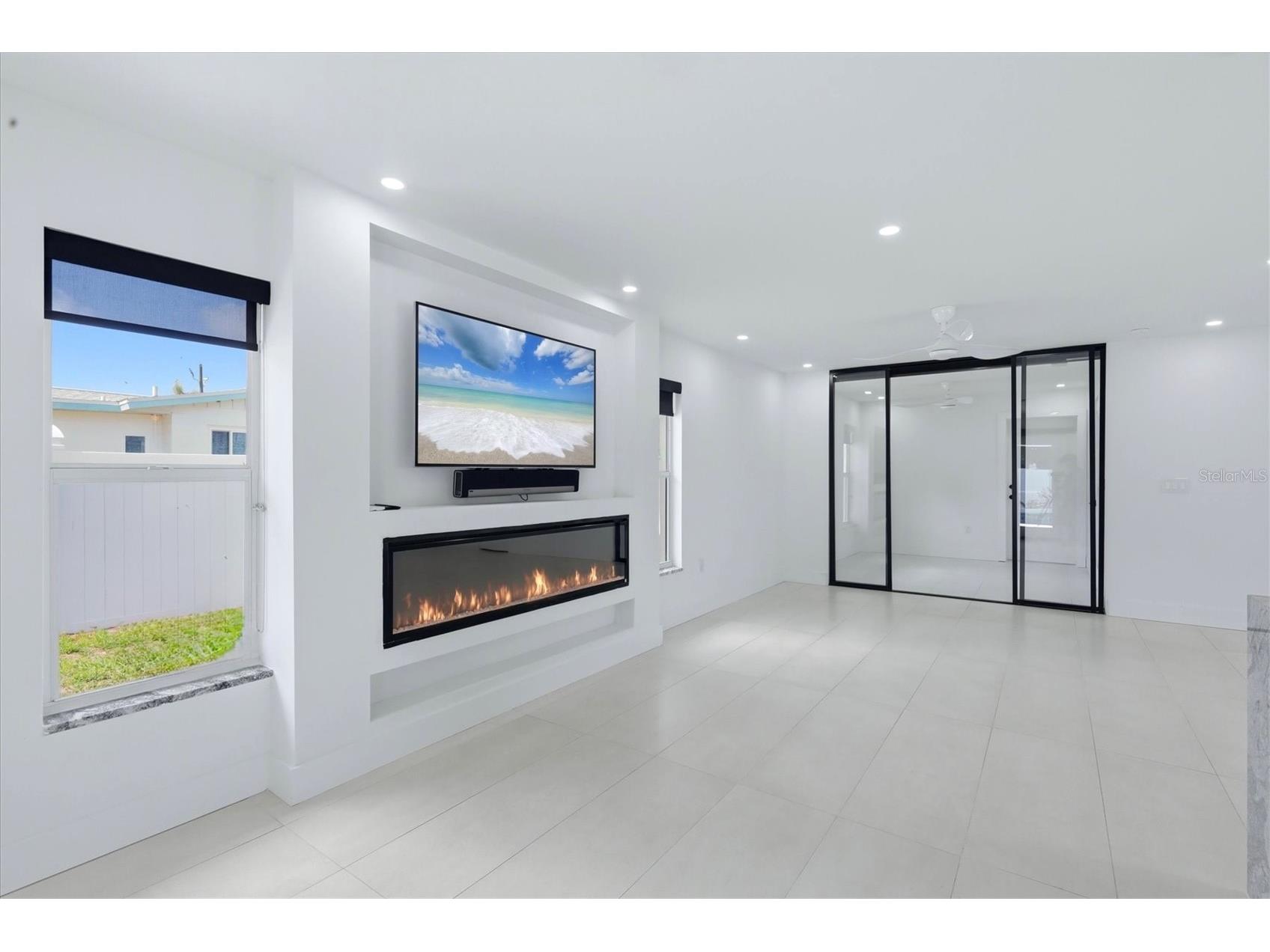 201 Honore Avenue Sarasota FL 34232 A4694437 image9