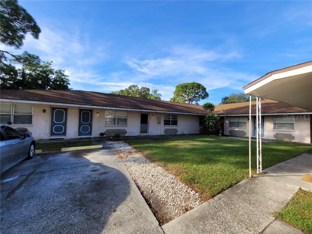 201 Jefferson Circle N #3 Saint Petersburg FL 33702 T3485858 image1