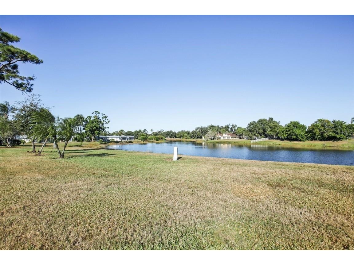 201 Kings Boulevard #13 Sun City Center FL 33573 TB8446711 image26