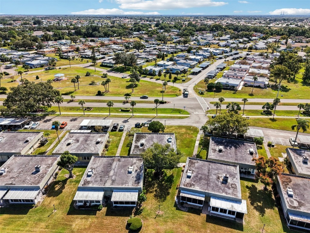 201 Kings Boulevard #13 Sun City Center FL 33573 TB8446711 image32