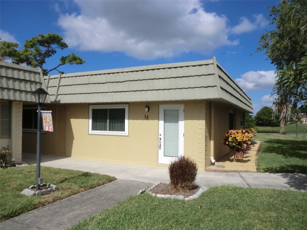 201 Kings Boulevard #15 Sun City Center FL 33573 T3538629 image1