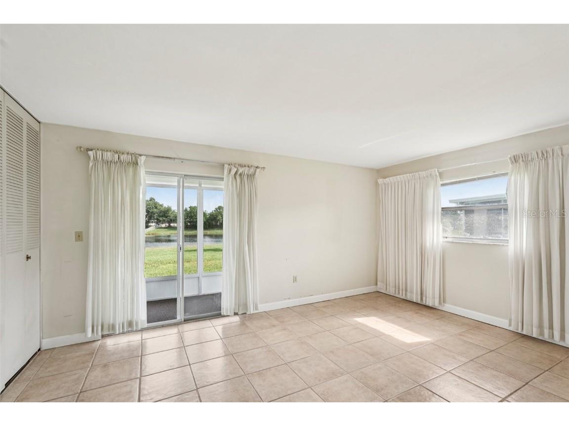 201 Kings Boulevard #19 Sun City Center FL 33573 TB8409482 image16