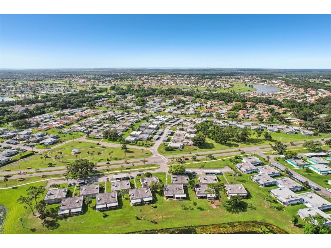 201 Kings Boulevard #19 Sun City Center FL 33573 TB8409482 image45