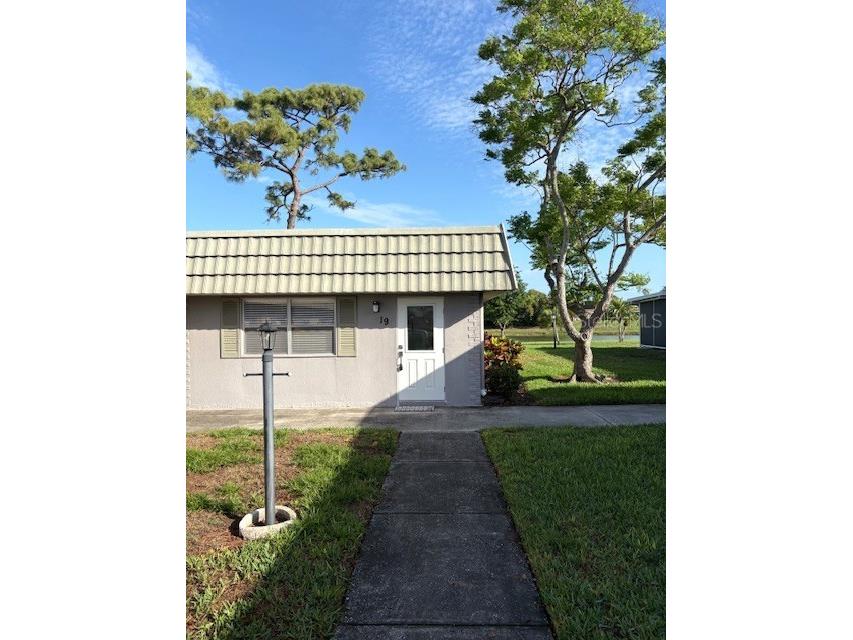 201 Kings Boulevard #19 Sun City Center FL 33573 TB8492660 image2