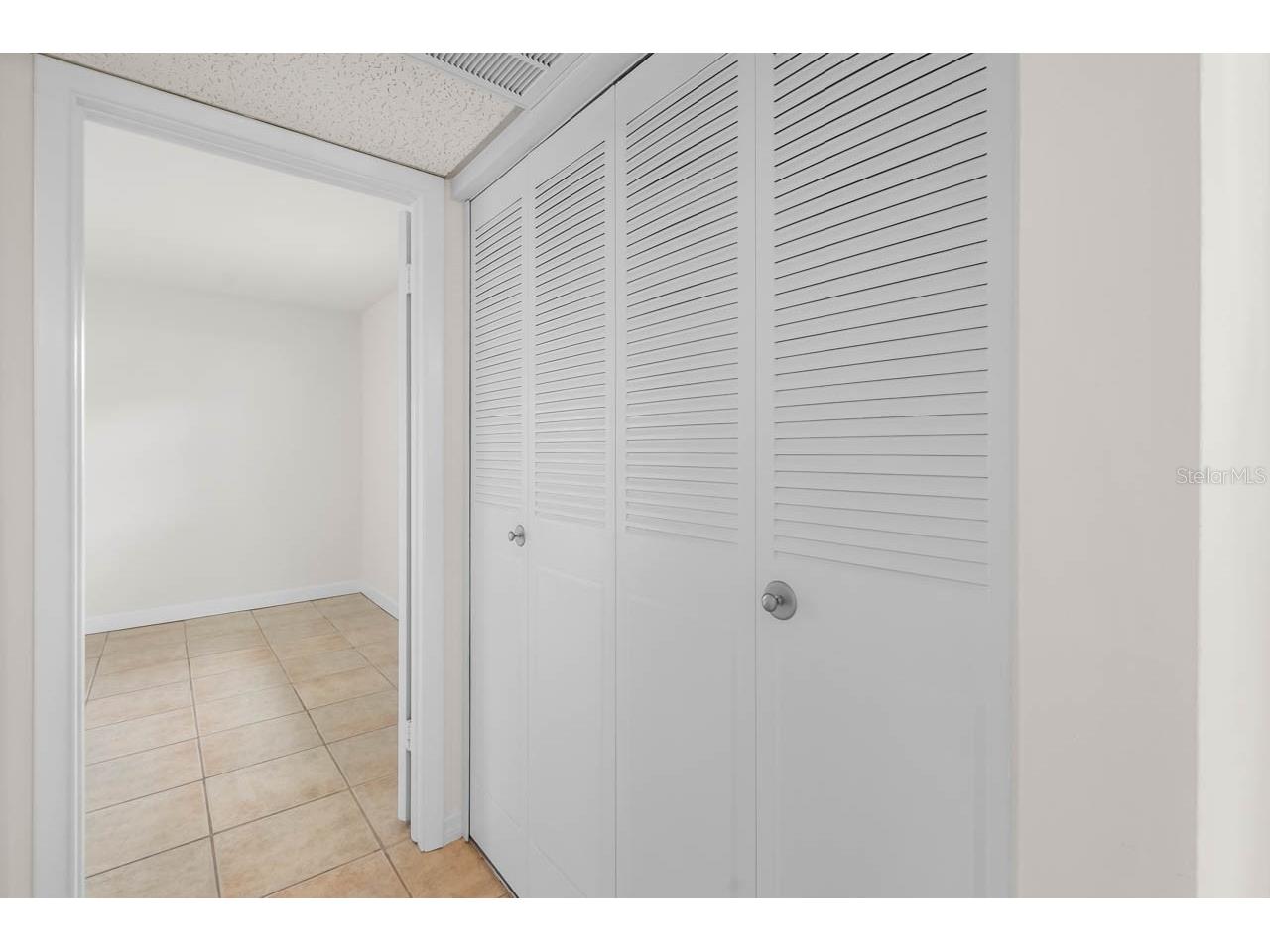 201 Kings Boulevard #19 Sun City Center FL 33573 TB8515140 image12