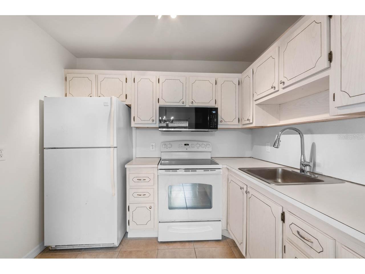 201 Kings Boulevard #19 Sun City Center FL 33573 TB8515140 image9