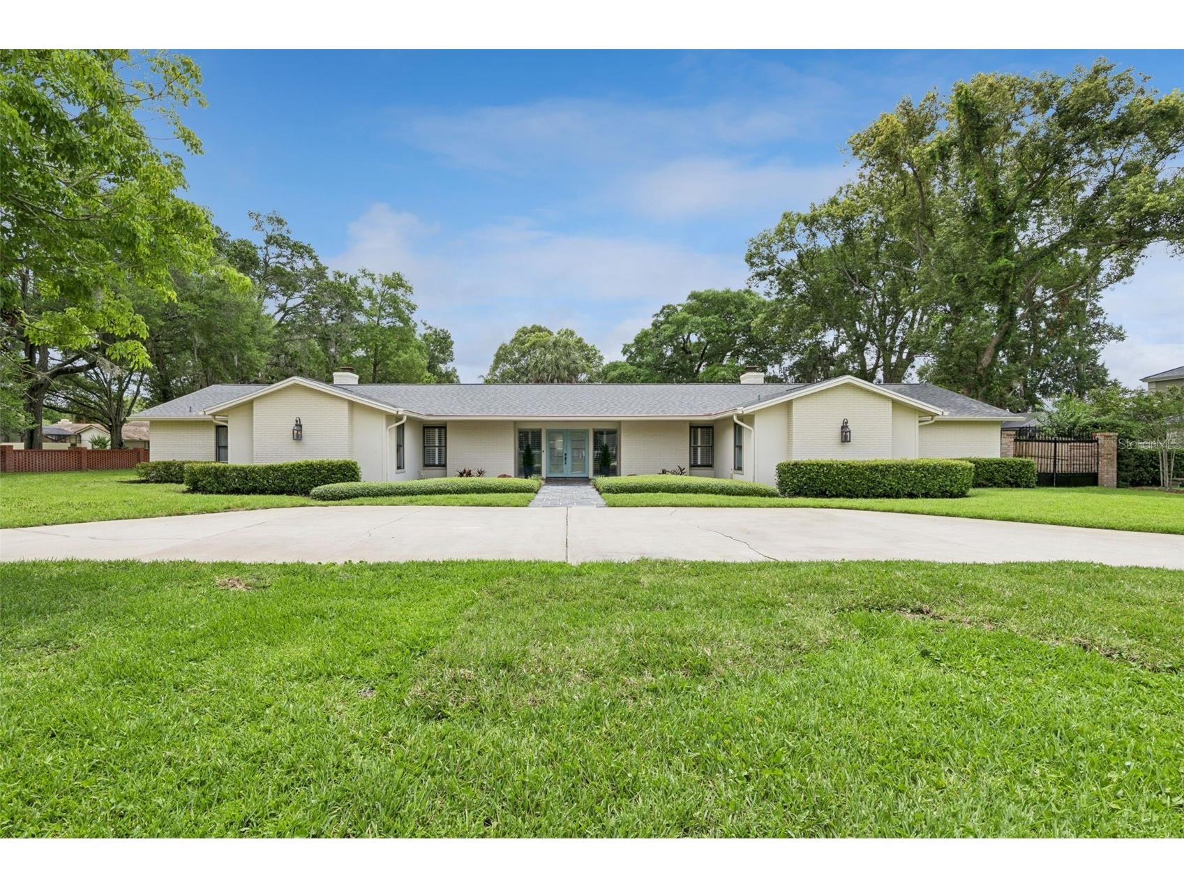 201 Live Oak Lane Altamonte Springs FL 32714 - Spring Lake O6416305 image1