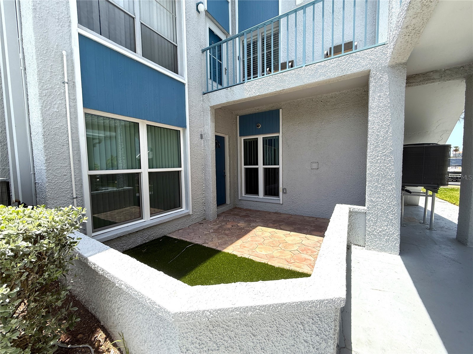 201 Medallion Boulevard #D Madeira Beach FL 33708 TB8528719 image2
