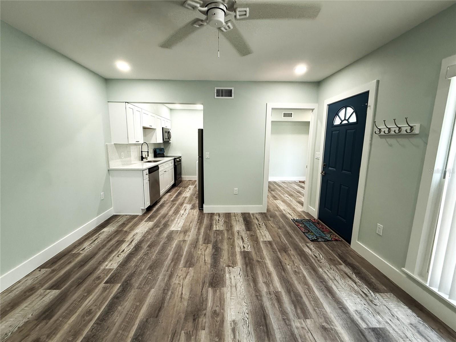 201 Medallion Boulevard #D Madeira Beach FL 33708 TB8528719 image5