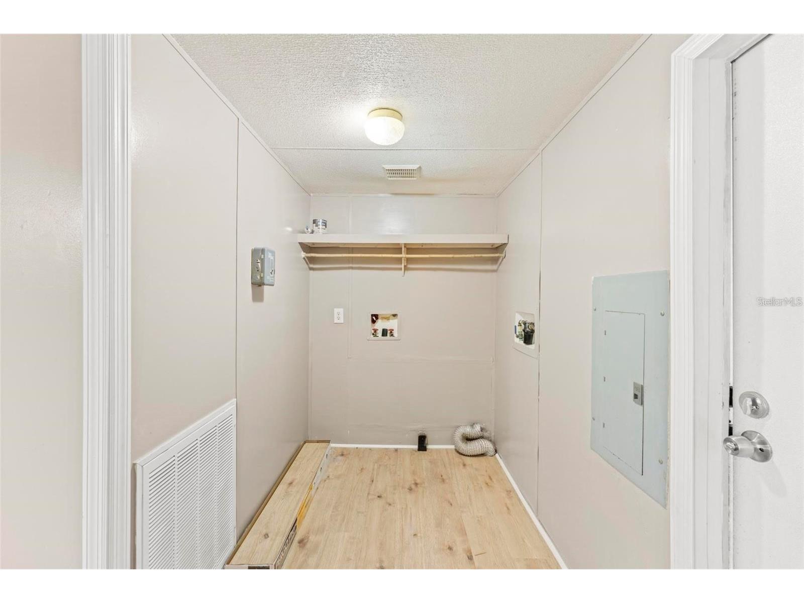 201 N 5th Street Orlando FL 32833 O6391876 image11