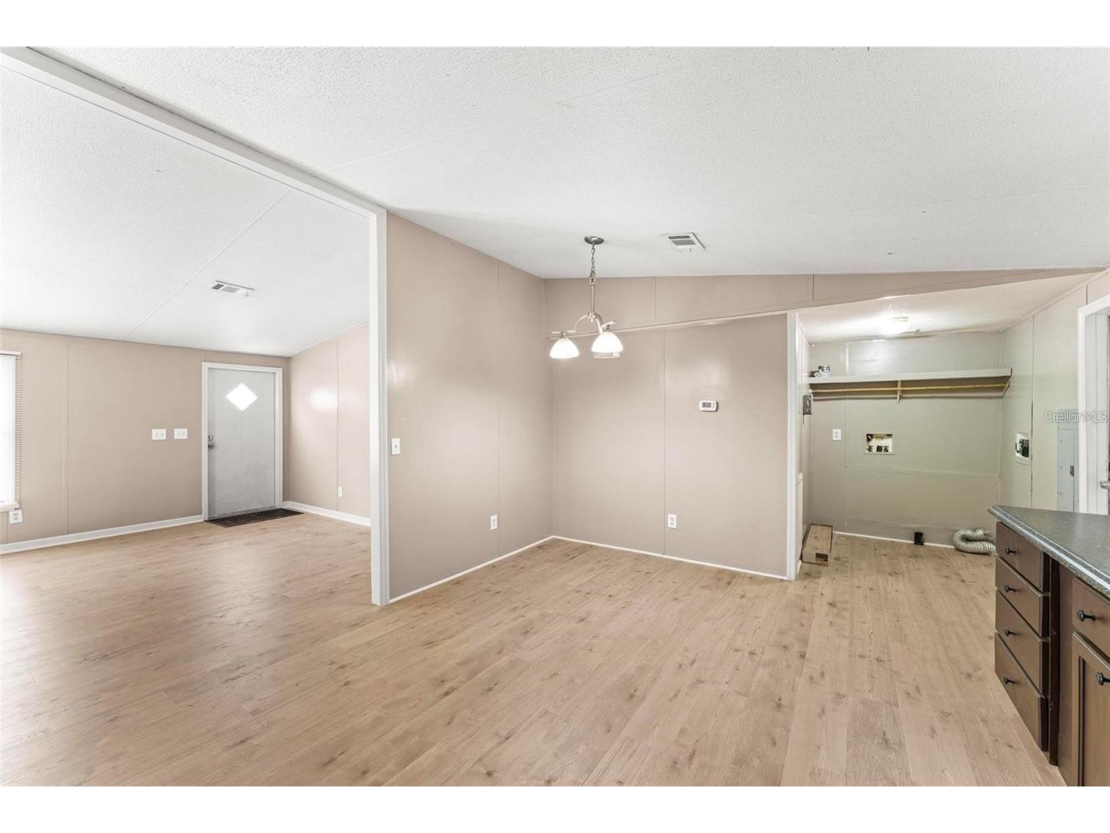 201 N 5th Street Orlando FL 32833 O6391876 image16