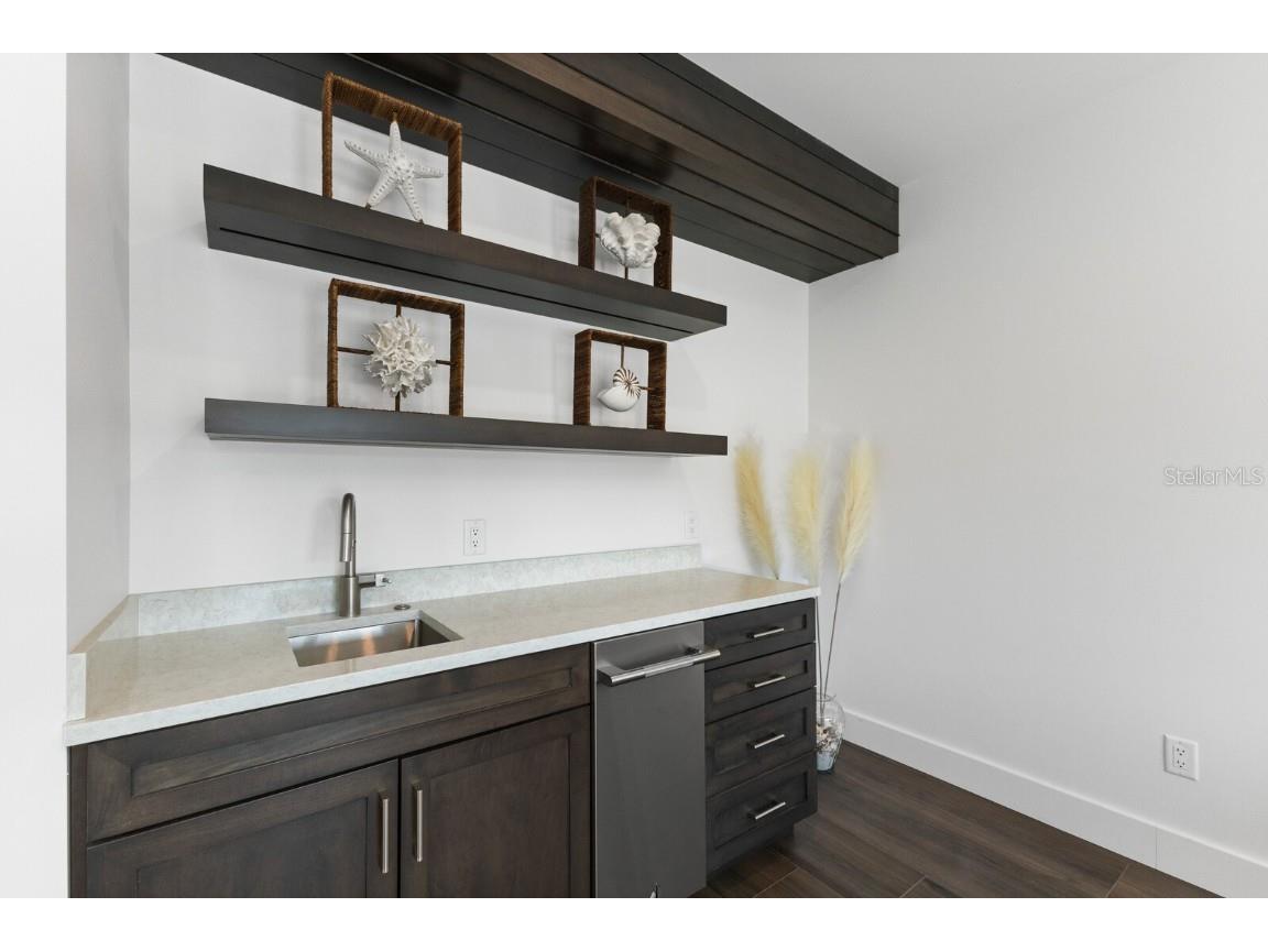 201 N Harbor Drive Holmes Beach FL 34217 A4669504 image33