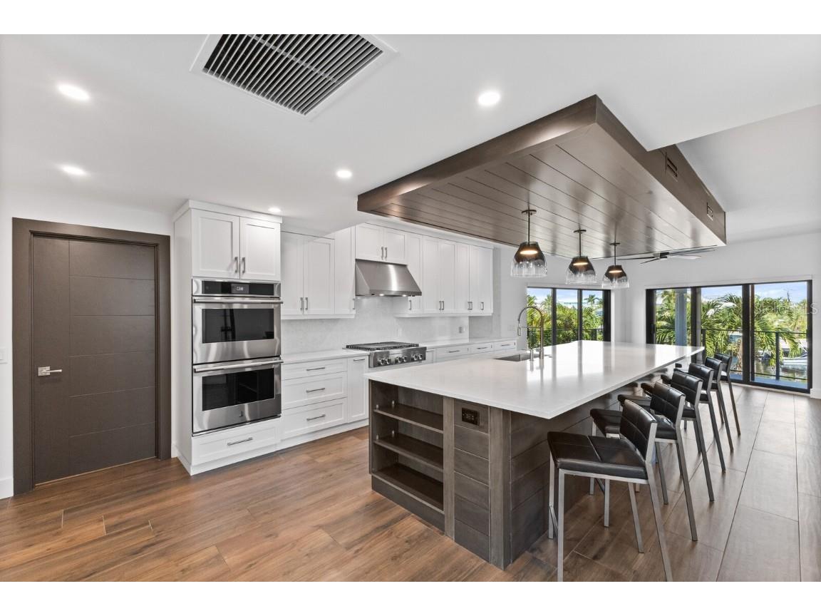 201 N Harbor Drive Holmes Beach FL 34217 A4669504 image34