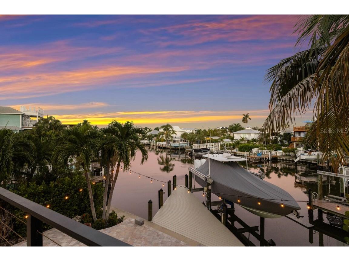 201 N Harbor Drive Holmes Beach FL 34217 A4669504 image4