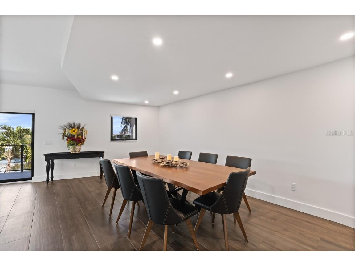 201 N Harbor Drive Holmes Beach FL 34217 A4669504 image41