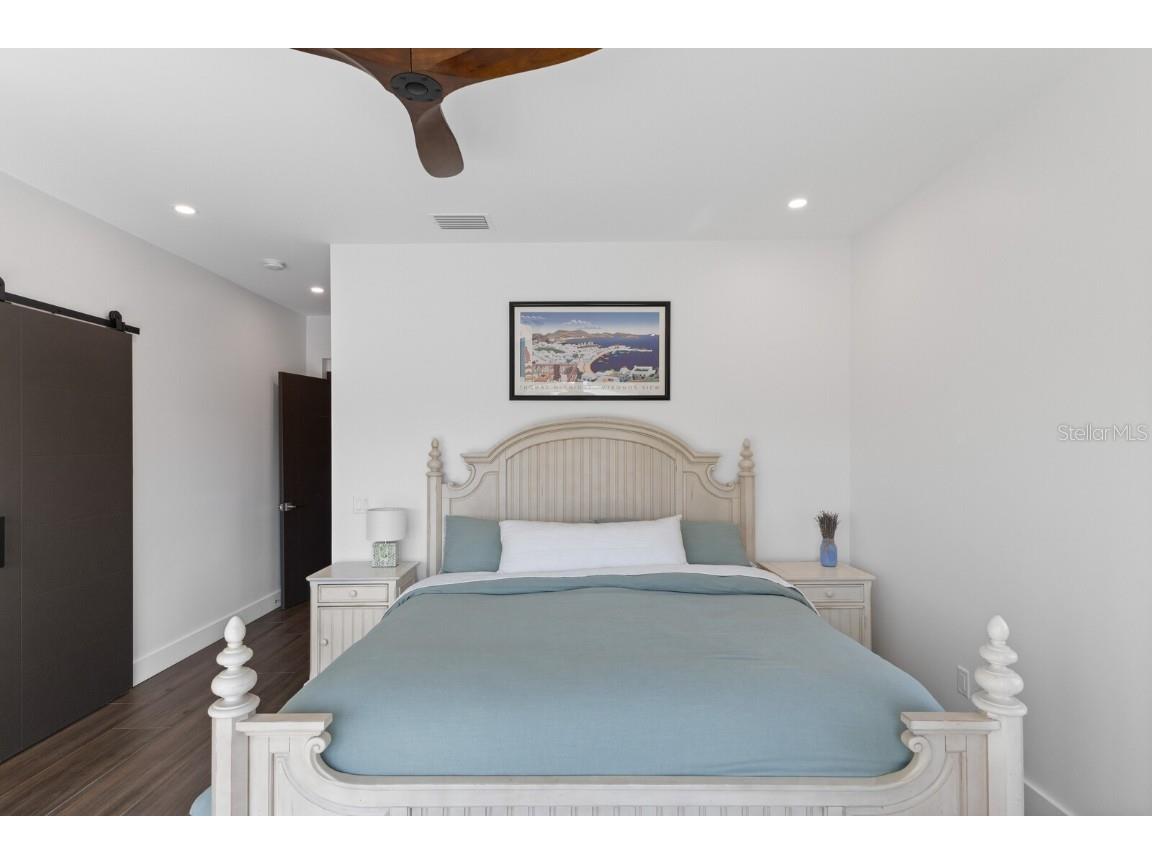 201 N Harbor Drive Holmes Beach FL 34217 A4669504 image47