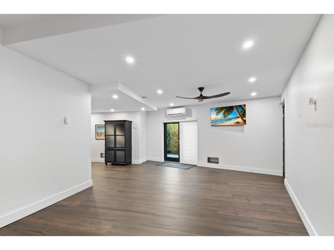 201 N Harbor Drive Holmes Beach FL 34217 A4669504 image70