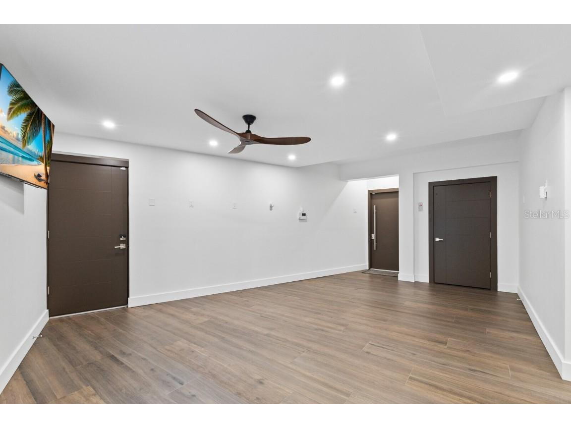 201 N Harbor Drive Holmes Beach FL 34217 A4669504 image71