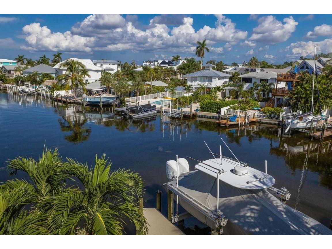 201 N Harbor Drive Holmes Beach FL 34217 A4669504 image74