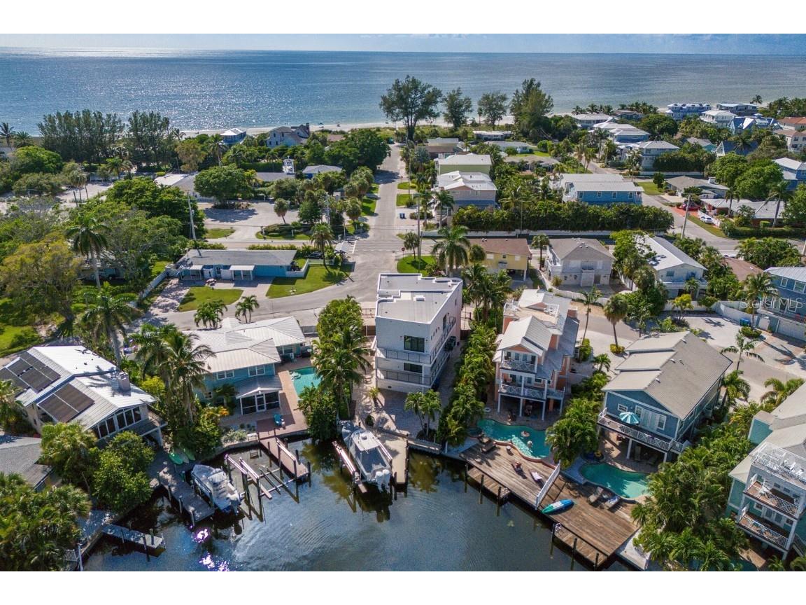 201 N Harbor Drive Holmes Beach FL 34217 A4669504 image84