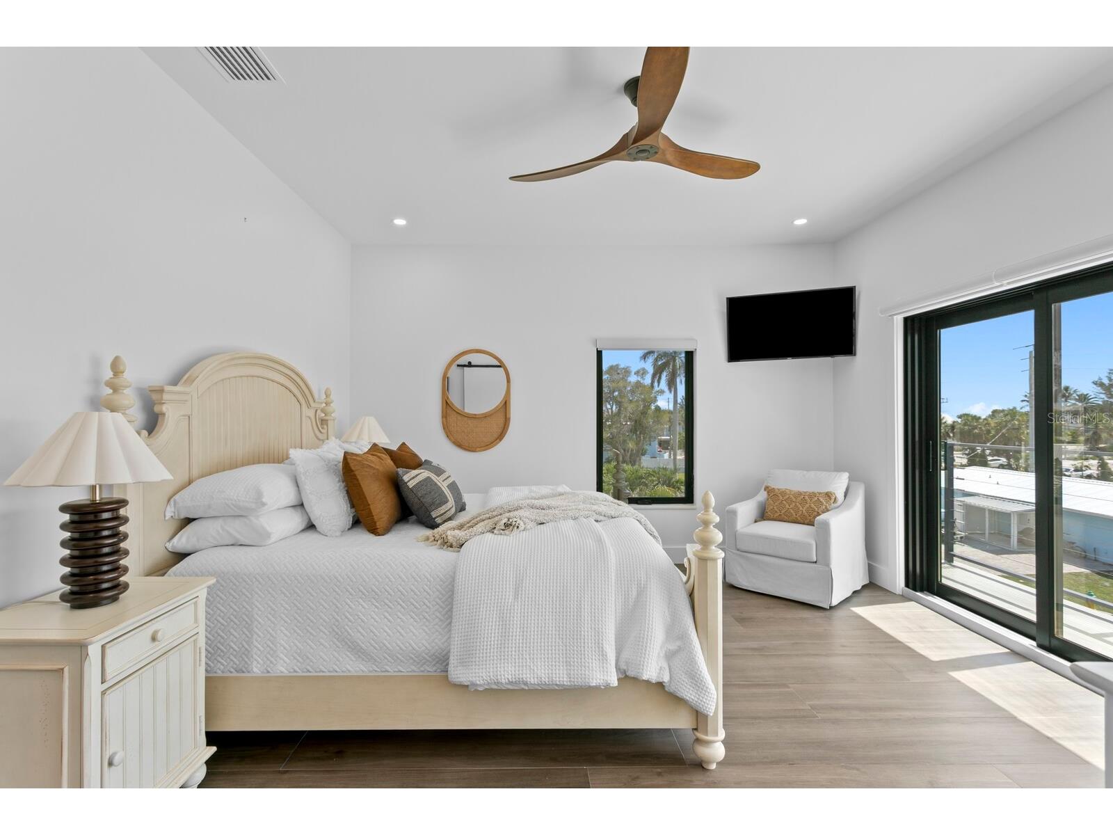 201 N Harbor Drive Holmes Beach FL 34217 TB8509893 image37